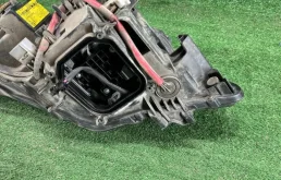 Фара левая для Lexus RX 2009 года на фотографиях