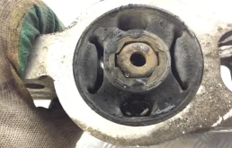 Рычаг передний левый нижний для Skoda Octavia на фотографиях