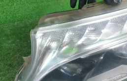 Фары для Mercedes-Benz Vito 2017 года на фотографиях