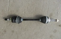 Привод передний правый для Toyota Avensis 2000 года на фотографиях