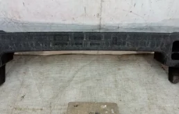 Абсорбер переднего бампера для Nissan X-Trail 2014 года на фотографиях