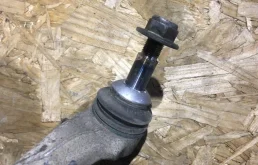 Рычаг передний правый нижний для BMW 5er на фотографиях