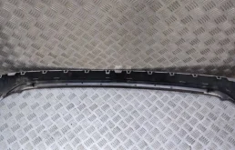 Накладка заднего бампера для Toyota RAV4 2015 года на фотографиях