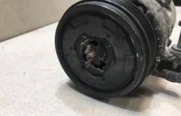 Компрессор кондиционера для BMW 3er 2006 года на фотографиях