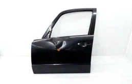Дверь передняя левая для Suzuki SX4 2009 года на фотографиях