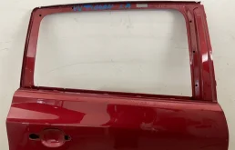 Двери для Volkswagen Tiguan 2014 года на фотографиях