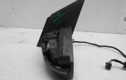 Стекла и зеркала для Volkswagen Polo 2019 года на фотографиях