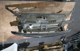 Панель радиатора (телевизор) для Volkswagen Polo 2005 года на фотографиях