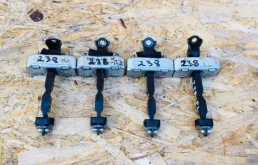 Двери для Toyota Land Cruiser 1999 года на фотографиях