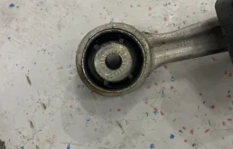 Рычаг передний левый нижний для BMW X5 на фотографиях