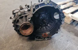 АКПП для Skoda Octavia 1997 года на фотографиях