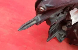 Фара левая для Toyota Land Cruiser 2010 года на фотографиях