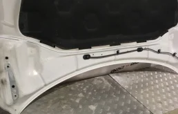 Капот для Volvo S80 2012 года на фотографиях