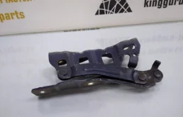 Петля капота левая для Hyundai Tucson 2020 года на фотографиях