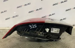 Фонарь левый для Volvo S40 2006 года на фотографиях