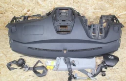 Торпедо (в сборе) для Hyundai ix35 2011 года на фотографиях