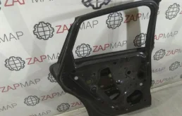 Двери для Porsche Macan 2023 года на фотографиях