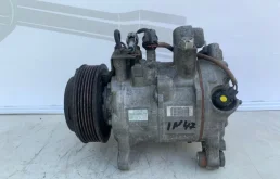 Компрессор кондиционера для BMW 3er 2012 года на фотографиях