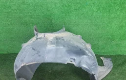 Подкрылок передний правый для Skoda Octavia 2017 года на фотографиях