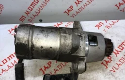 Стартер для Nissan X-Trail 2001 года на фотографиях