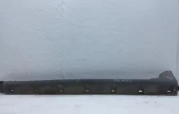 Накладка порога левая для Renault Duster 2017 года на фотографиях