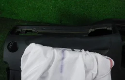 Торпедо (в сборе) для Volkswagen Touareg 2018 года на фотографиях