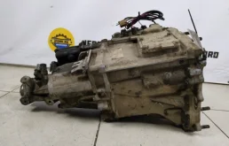 Раздатка для Mitsubishi Pajero 2001 года на фотографиях