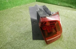 Фонарь внешний правый для Volkswagen Tiguan 2016 года на фотографиях