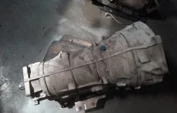 Двигатель без навесного для BMW 5er 2017 года на фотографиях