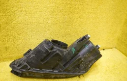 Фара ксенон левая для Volkswagen Tiguan 2015 года на фотографиях