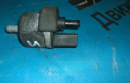 Электромагнитный клапан АКПП для Volkswagen Golf на фотографиях