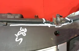 Бампер для Volkswagen Polo 2008 года на фотографиях