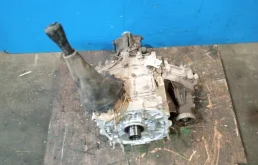 Раздатка для Mitsubishi Pajero 1998 года на фотографиях