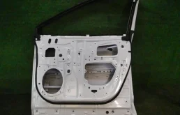 Дверь передняя правая для Lexus RX 2010 года на фотографиях