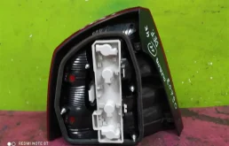 Фонарь правый для Skoda Octavia 2008 года на фотографиях