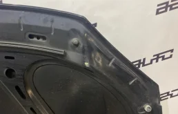 Капот для Volkswagen Jetta 2007 года на фотографиях