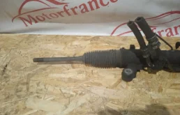 Рулевая рейка для Ford Focus 2004 года на фотографиях