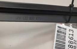 Уплотнитель передней левой двери для Skoda Octavia на фотографиях