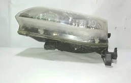 Фара ксенон левая для Nissan X-Trail 2004 года на фотографиях