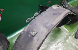 Подкрылок передний правый для Mercedes-Benz S class 1996 года на фотографиях