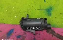 Противотуманка (ПТФ) передняя левая для Volkswagen Passat 2001 года на фотографиях