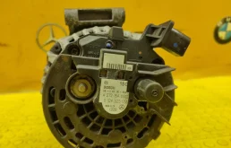 Генератор для Mercedes-Benz C class 2010 года на фотографиях