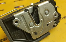 Двери для BMW 5er 2009 года на фотографиях