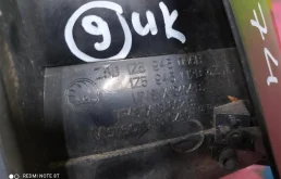 Фонарь правый для Skoda Octavia 2008 года на фотографиях