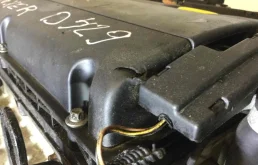 Двигатель без навесного для Opel Astra 2015 года на фотографиях