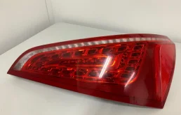 Фонарь внутренний правый для Audi Q5 8R 2008-2016