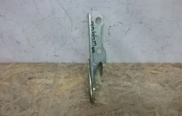 Петля капота левая для Hyundai Accent 2002 года на фотографиях