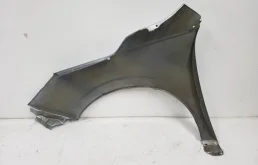 Крыло правое для Subaru Forester 2008 года на фотографиях