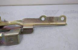 Петля капота левая для Hyundai ix35 на фотографиях