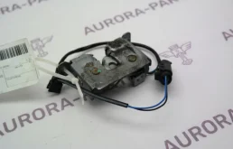 Замок капота левый для BMW X5 на фотографиях